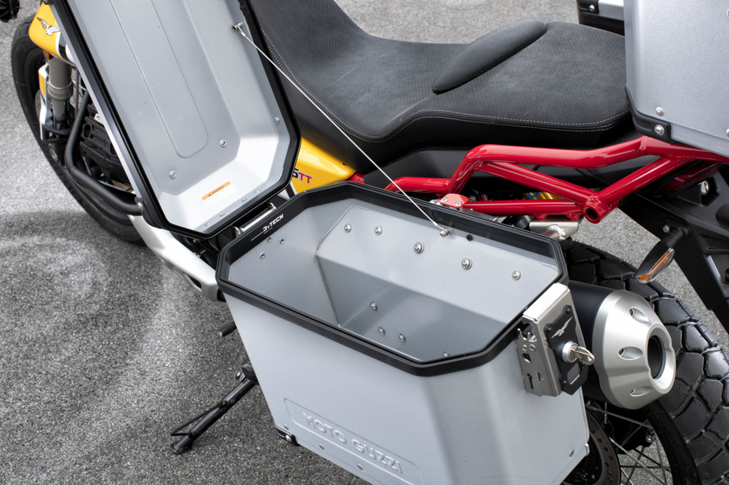 VALISES LATÉRALES EN ALUMINIUM 33LT/38LT - V85