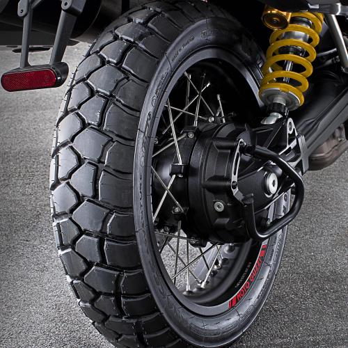 PROTECTION DE L'ARBRE À CARDAN - MOTO GUZZI V85 Piaggio